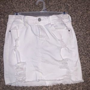 White distressed skirt